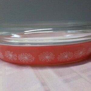 Vintage Pyrex Pink Daisy oval casserole